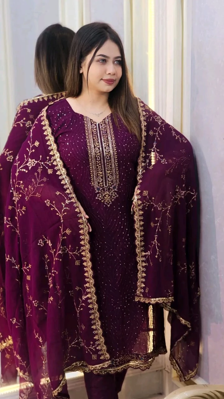 রেডিমেড থ্রিপিস